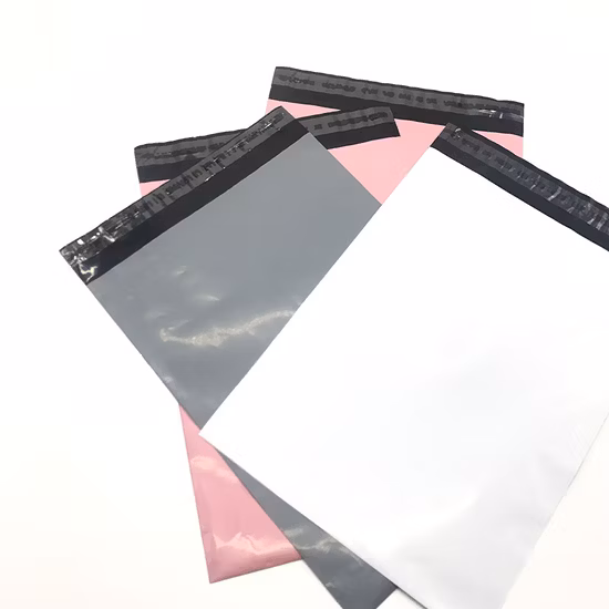 Kundenspezifische Versandtasche aus biologisch abbaubarem Poly-Express-Versand für Bekleidungsumschläge
