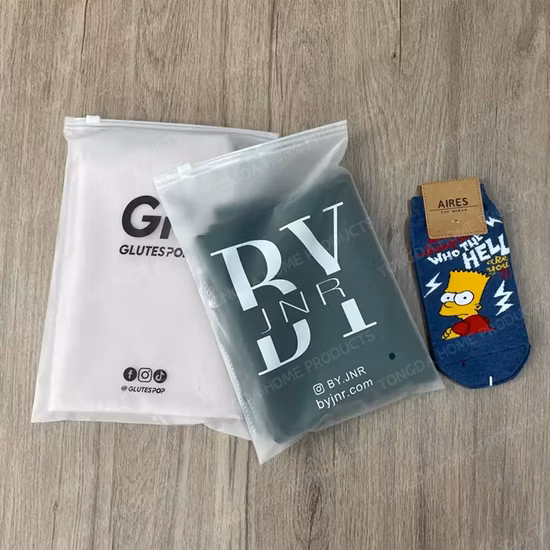 Benutzerdefinierte OPP-PVC-Kleidertasche mit Reißverschluss und Ihrem eigenen Logo